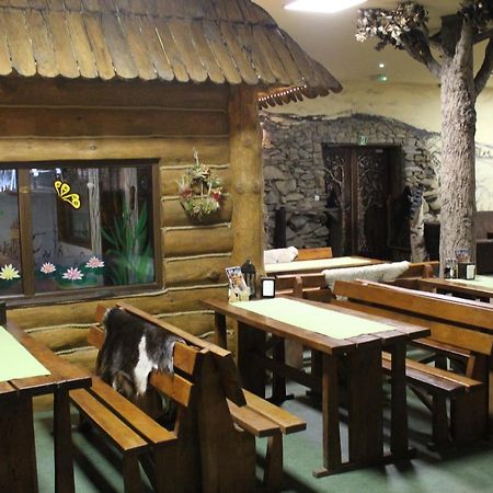 Bieszczadzkie Wrota Lasu Hotel Steznica  Kültér fotó